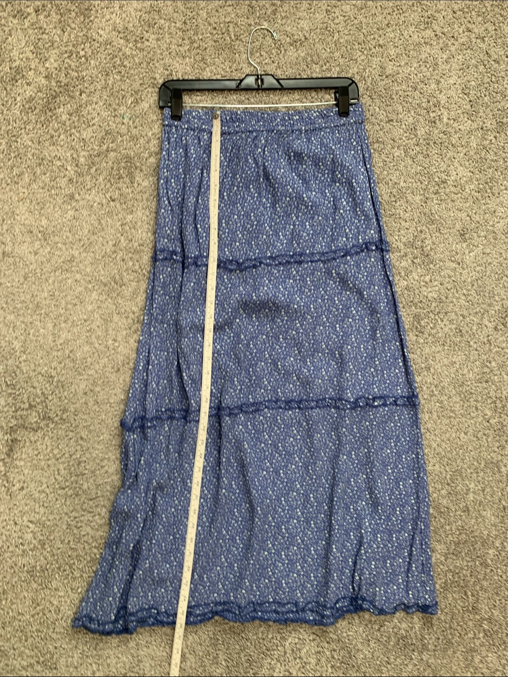 Vintage bill blass Blue Printed Tiered Maxi Skirt with Elastic Waist - Picture 6 of 7